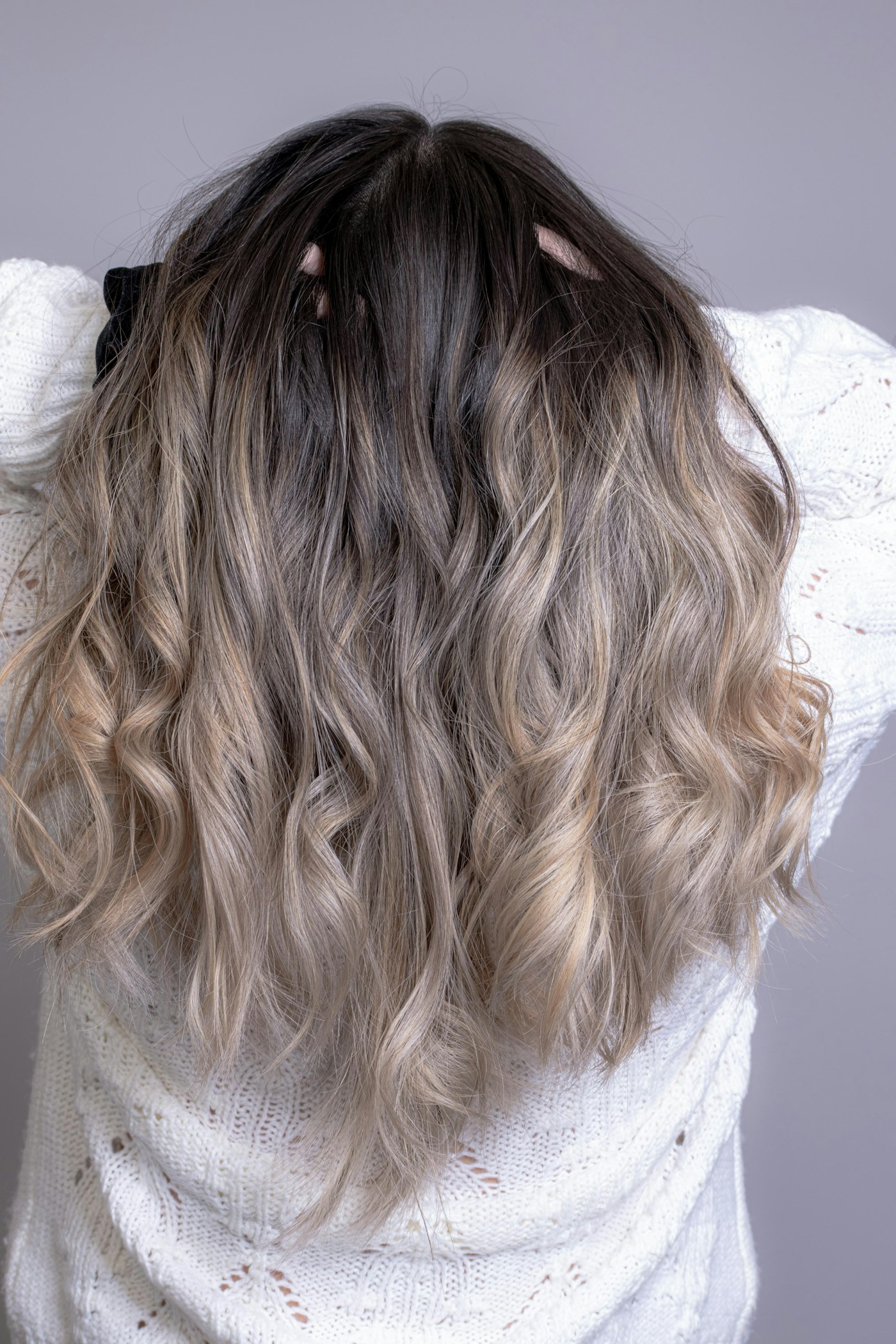 Weiche Balayage-Locken in Nahaufnahme
